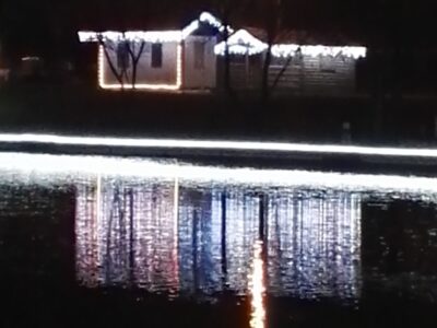 Mass Image Compressor Compressed this image. https://sourceforge.net/projects/icompress/ with Quality:80